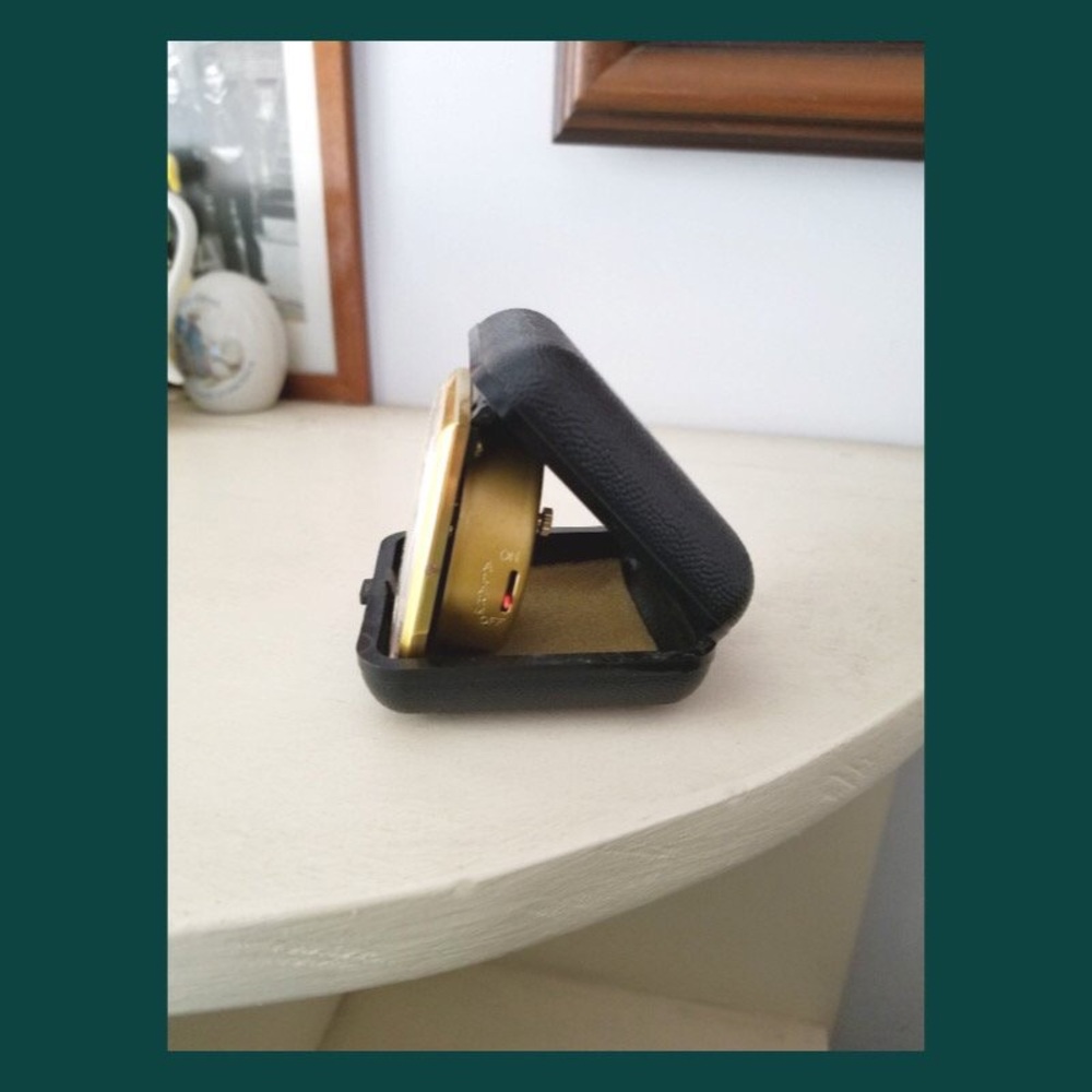 Vintage 70s EQUITY Folding Travel Windup Alarm Clock in case Works GREAT! - Picture 3 of 9